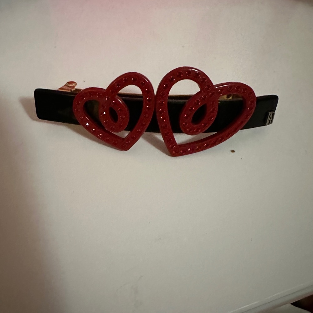 Alexandre de Paris limited edition hair clip